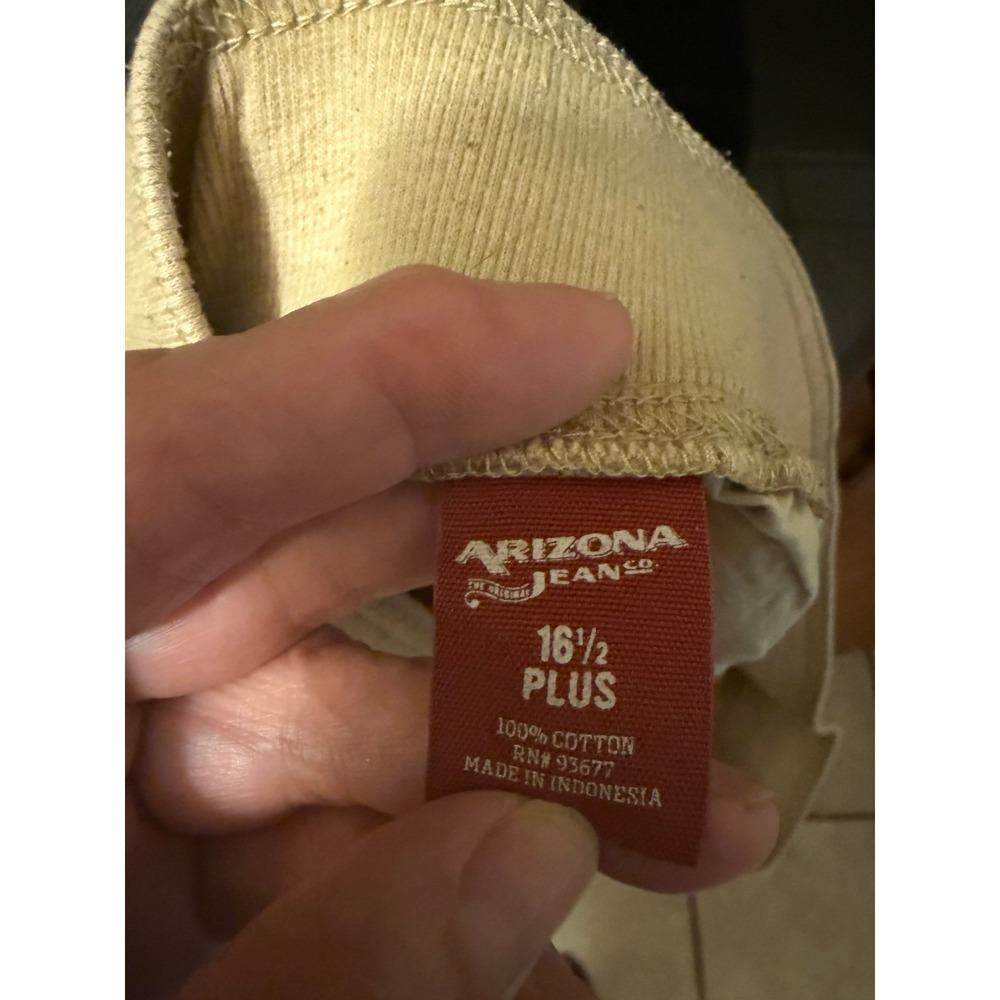 Arizona Jean Co Khaki Shortie Utility Shorts Womens 16.5 Plus Elastic Waist Tan - Picture 4 of 6